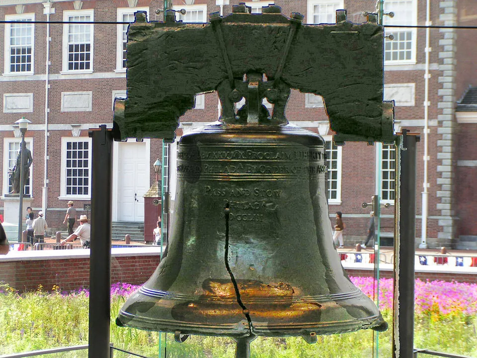 Liberty Bell displayed in its visitor-center setting
